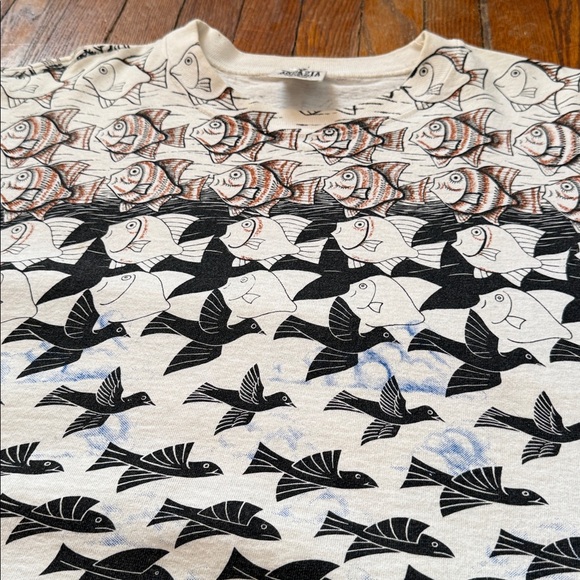 Early 1990’s M.C. Escher AOP Vintage Single Stitch T-Shirt Andazia - Picture 8 of 16